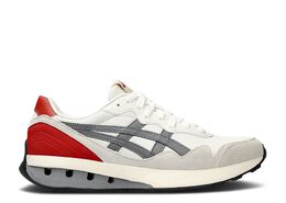Asics: Красные кроссовки 