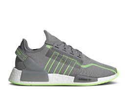 Adidas: Зелёные кроссовки  NMD_R1 V2