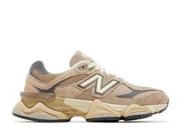 New Balance: Бежевые кроссовки  9060