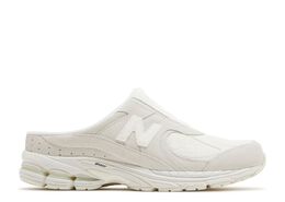 New Balance: Бежевые кроссовки  2002R