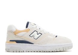 New Balance: Бежевые кроссовки  550