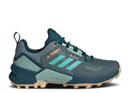 Adidas: Зелёные кроссовки  Terrex Swift