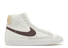 Nike: Бежевые кроссовки  Blazer Mid 77