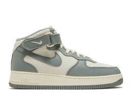 Nike: Зелёные кроссовки  Air Force 1