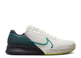 Nike: Серые кроссовки  Air Zoom