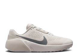 Nike: Светлые кроссовки  Air Zoom