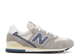 New Balance: Серые кроссовки  996