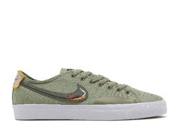 Nike: Зелёные кроссовки  Blazer Court SB