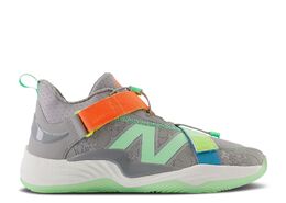 New Balance: Серые кроссовки 