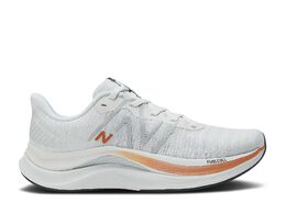 New Balance: Серые кроссовки  FuelCell