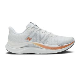 New Balance: Серые кроссовки  FuelCell