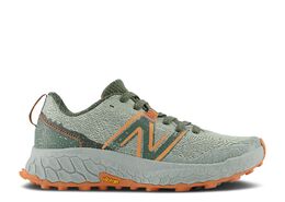 New Balance: Серебристые кроссовки  Fresh Foam