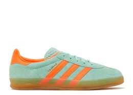 Adidas: Оранжевые кроссовки  Gazelle Indoor