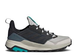 Adidas: Серые кроссовки  Terrex
