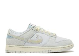 Nike: Серые кроссовки Dunk Low SE