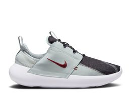Nike: Тёмные кроссовки 