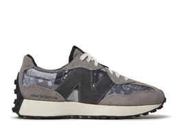 New Balance: Серые кроссовки  327
