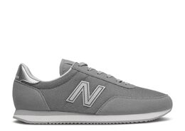 New Balance: Серебристые кроссовки  720