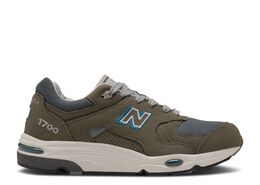 New Balance: Серые кроссовки  1700