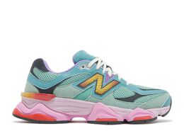 New Balance: Зелёные кроссовки  9060