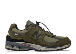 New Balance: Тёмные кроссовки  2002R