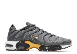 Nike: Серые кроссовки  Air Max Plus