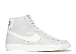 Nike: Серые кроссовки  Blazer Mid 77