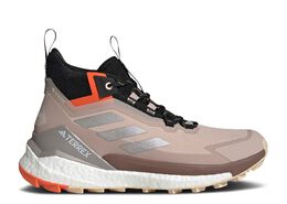 Adidas: Розовые кроссовки  Terrex Free Hiker