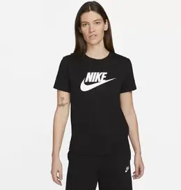 Nike: Чёрная футболка  Sportswear Essentials