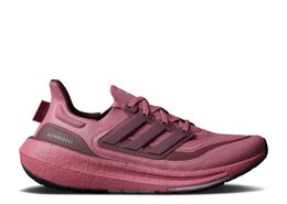 Adidas: Светлые кроссовки  UltraBoost