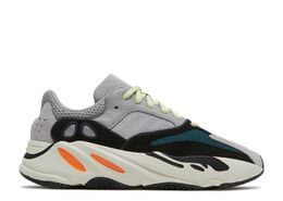 Adidas: Серые кроссовки  Yeezy Boost 700