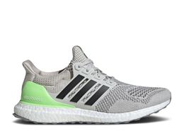 Adidas: Зелёные кроссовки  UltraBoost