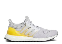 Adidas: Серые кроссовки  UltraBoost