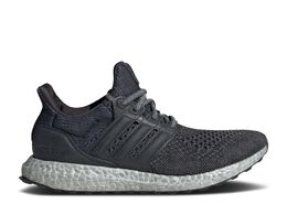 Adidas: Серые кроссовки  UltraBoost