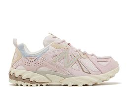New Balance: Розовые кроссовки 