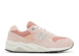 New Balance: Розовые кроссовки 