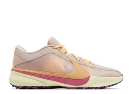 Nike: Розовые кроссовки 