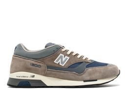 New Balance: Серые кроссовки  1500