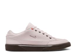 Nike: Розовые кроссовки 