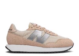 New Balance: Розовые кроссовки  237