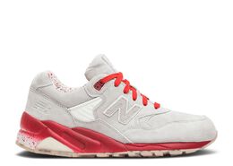New Balance: Белые кроссовки 