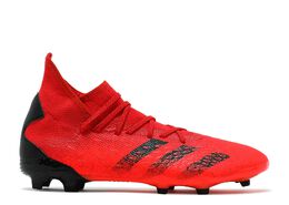 Adidas: Красные кроссовки  Predator