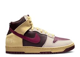 Nike: Красные кроссовки  Dunk High