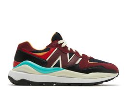 New Balance: Бордовые кроссовки  57/40