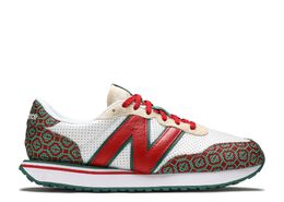 New Balance: Красные кроссовки  237