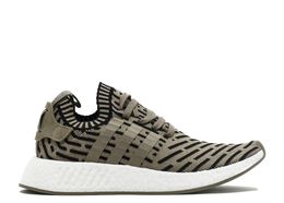 Adidas: Зелёные кроссовки  NMD_R2 Primeknit