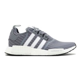 Adidas: Серые кроссовки  NMD_R1