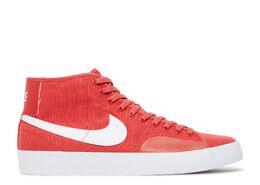 Nike: Красные кроссовки  Blazer