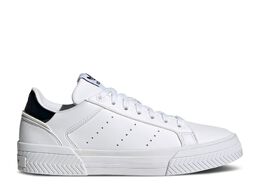 Adidas: Белые кроссовки  Court Tourino