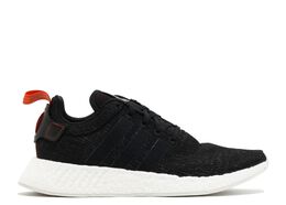 Adidas: Чёрные кроссовки  NMD_R2